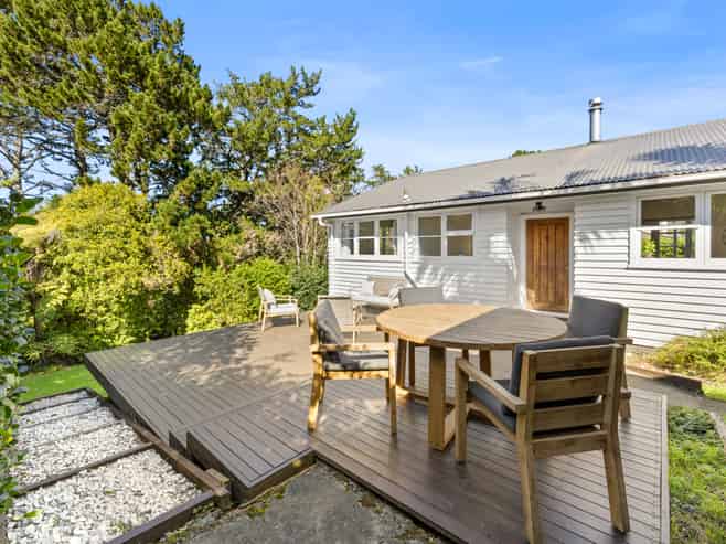6/331 Royal Road, Massey