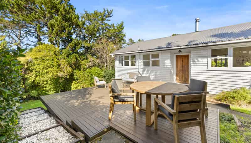 6/331 Royal Road, Massey
