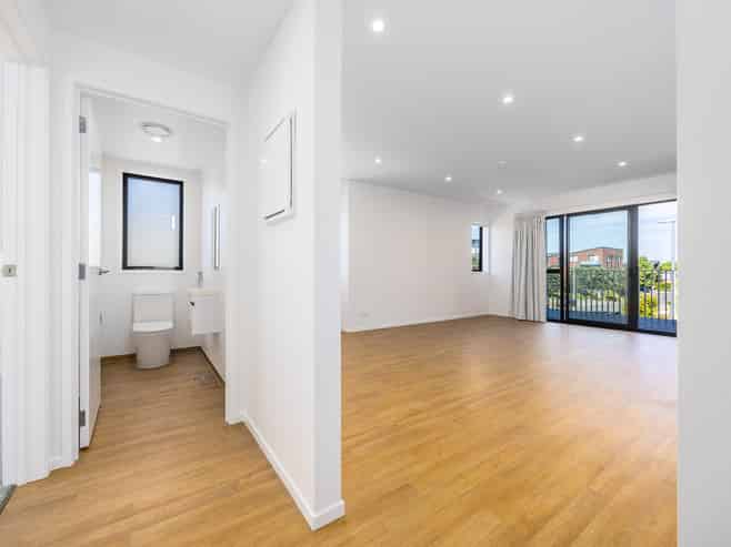 205/24  Peihana Road , Hobsonville
