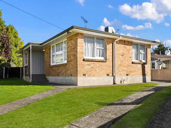 13 Frederick Drive, Dinsdale