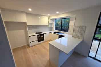 18 Justamere Place, Weymouth