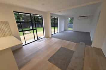 18 Justamere Place, Weymouth