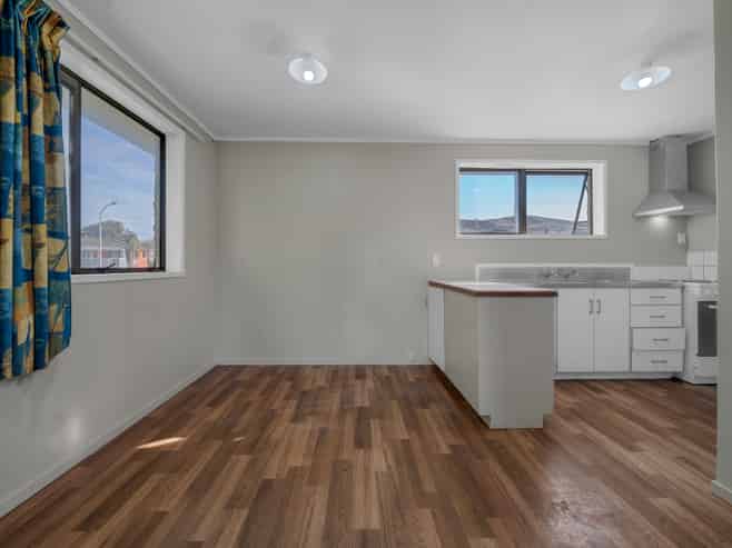 25 Sharland Avenue, Manurewa East