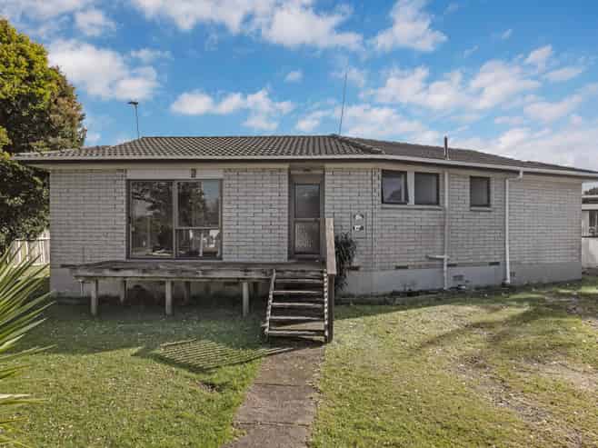 25 Sharland Avenue, Manurewa East