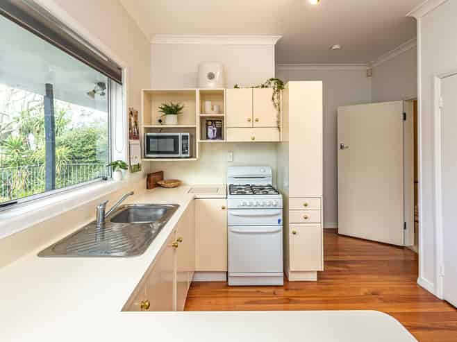 20 Great North Road, Saint Johns Hill