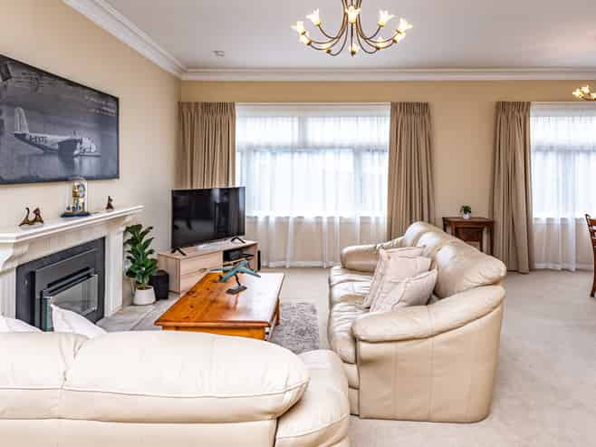 20 Great North Road, Saint Johns Hill