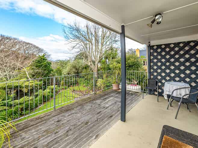 20 Great North Road, Saint Johns Hill
