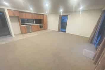 64 Edward Avenue, Edgeware