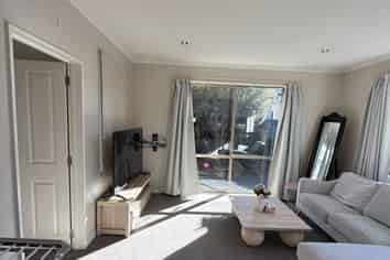 B/1 Staffordshire Street, Burwood
