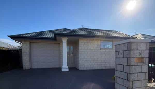 B/1 Staffordshire Street, Burwood