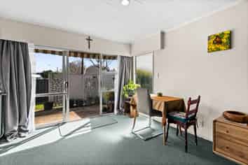 60 Osier Road, Greenmeadows