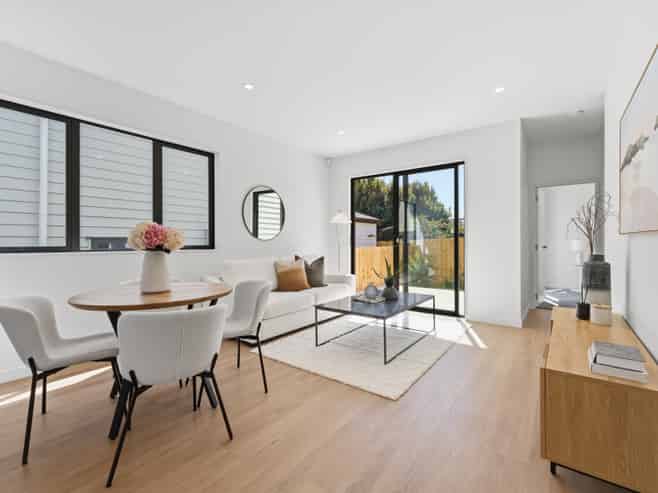 7B September Place, Forrest Hill