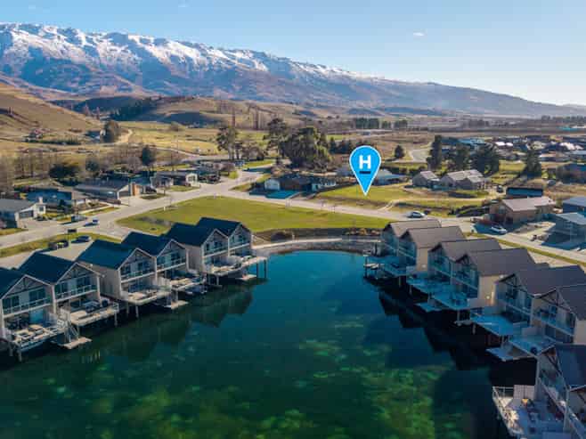 1A Foster Place, Cromwell