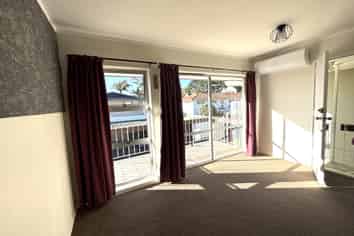 4/169 Portland Road, Remuera