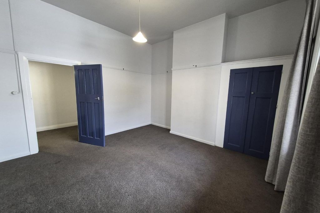 Large One Bedroom on Bidwill 5