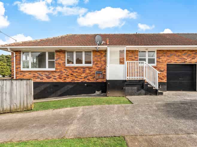 2/10 Waipuna Road, Mount Wellington