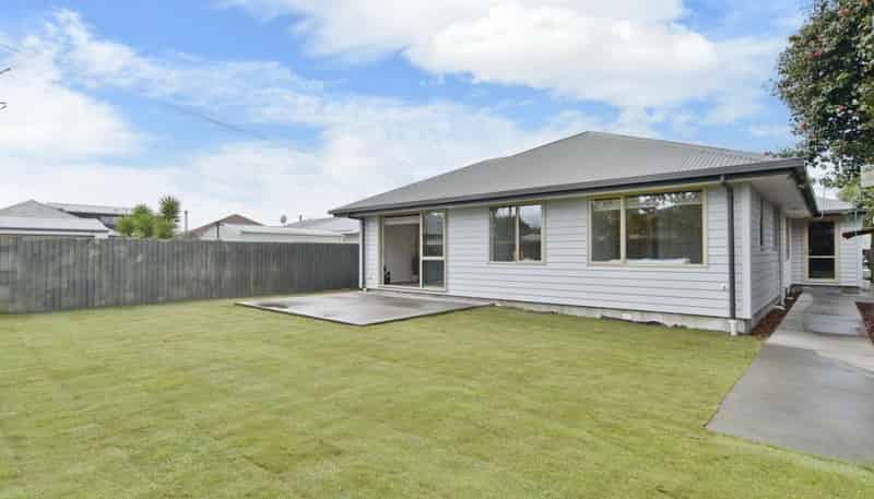 95 Gayhurst Road, Dallington