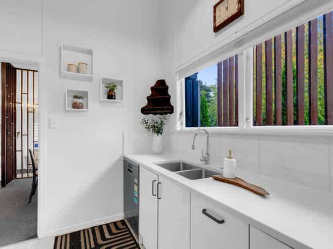 1/14 Ridgeway Place, Glenview