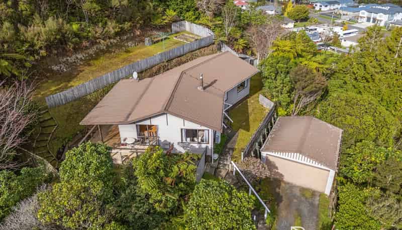 15C Glen Road, Stokes Valley