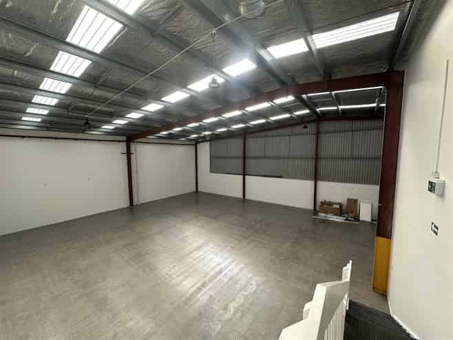 CBRE | High Profile 900sqm Penrose Industrial
