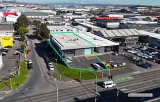 CBRE | High Profile 900sqm Penrose Industrial