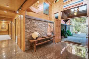 20 Tupara Crescent, Kawaha Point