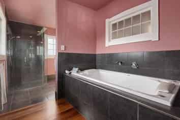 72 Mains Avenue, Kensington