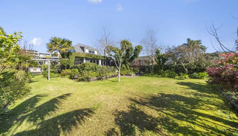 95 and 97 Beach Road, Otumoetai