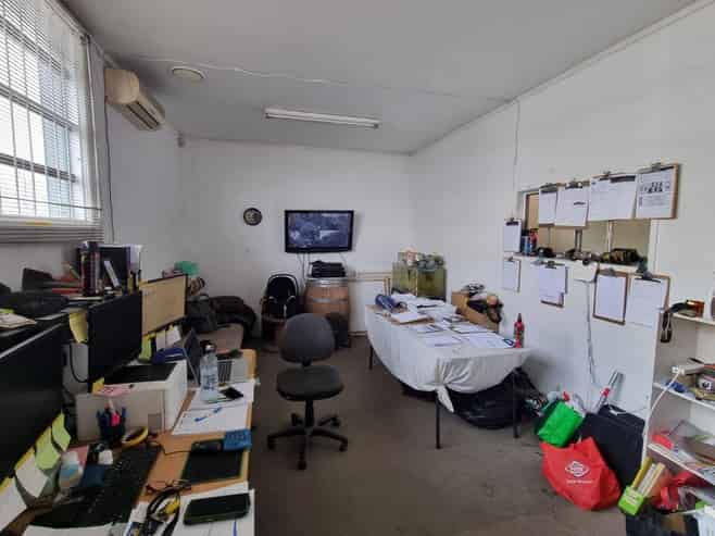 Neilson Street Industrial with Drive-Around Access