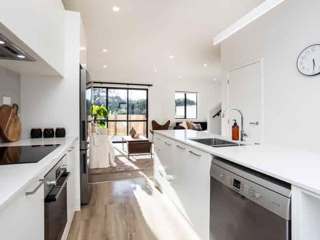 37 Tamora Lane, Avondale