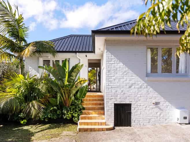 4 Konini Road, Titirangi