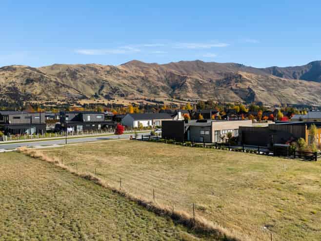 23 Deans Drive, Wanaka