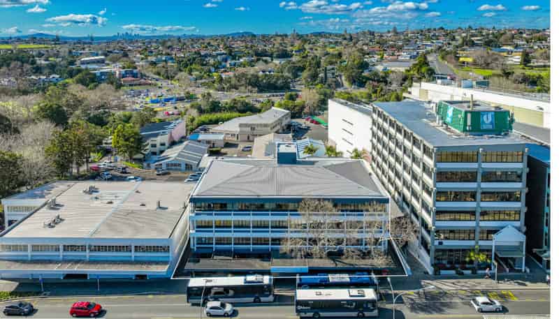 9-11 Ratanui Street, Henderson