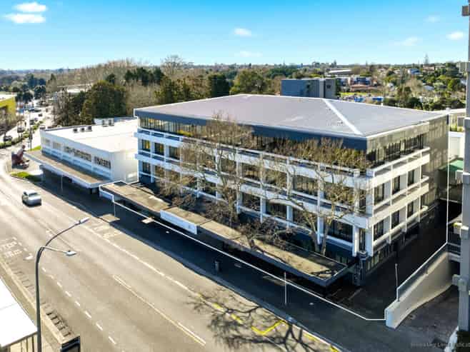 Government Tenant - Long Lease