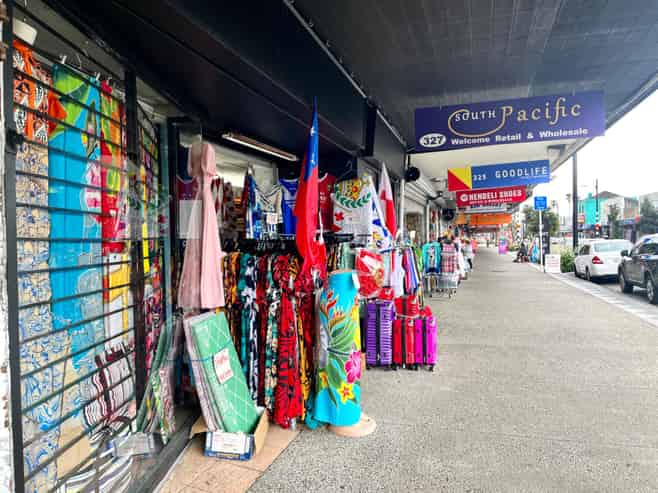 FREEHOLD HIGH YIELD TOWN CENTRE PROPERTY
