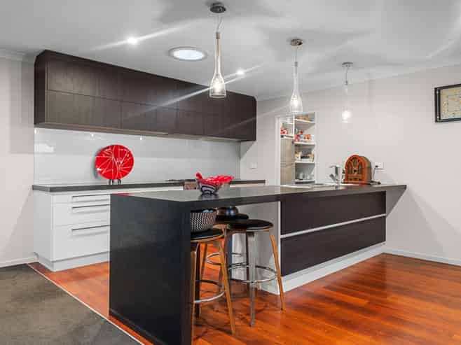 42 Travis Country Drive, Burwood