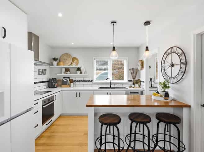 2 Sabina Street, Shirley