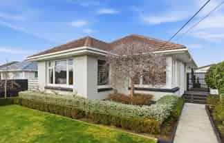 2 Sabina Street, Shirley