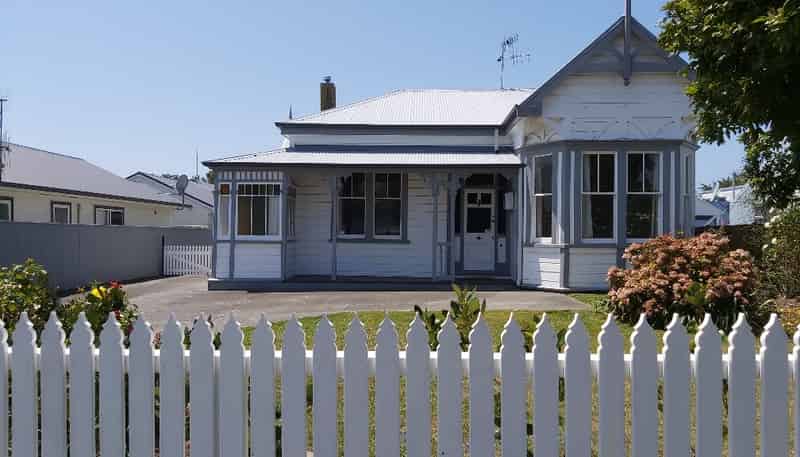 25 Nelson Crescent, Napier South