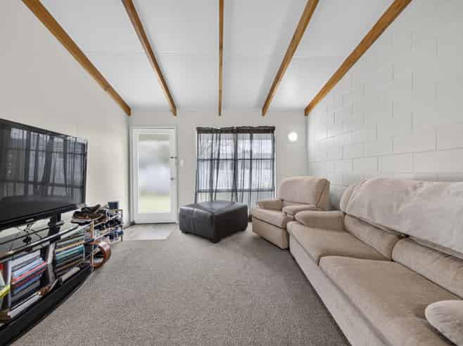 3/90 Worksop Road, Masterton