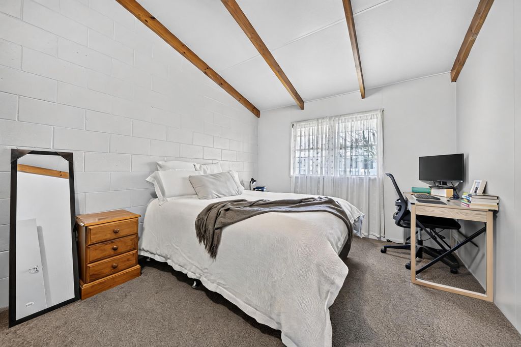 Easy Care Living Close to Town - BEO $299,000 5