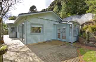 48 Cluny Road, Plimmerton