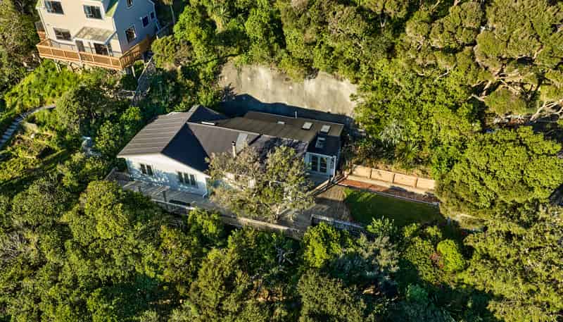 48 Cluny Road, Plimmerton