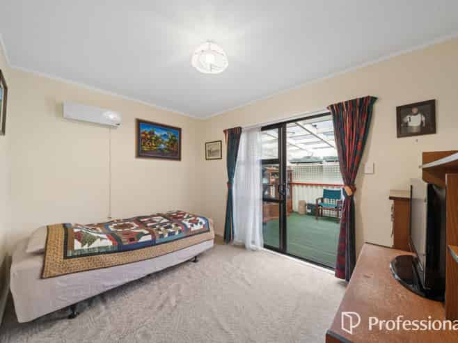 135 Holborn Drive, Stokes Valley