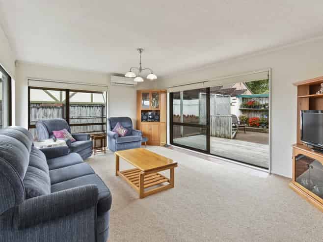 2/28 Gills Avenue, Papakura