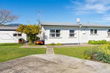 11 Rotoiti Street, Tahunanui