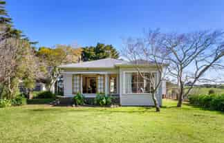 371 Seagrove Road, Waiau Pa