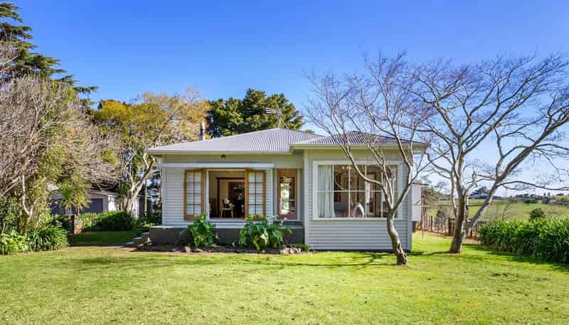 371 Seagrove Road, Waiau Pa