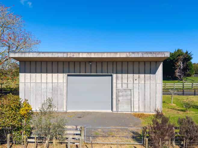 371 Seagrove Road, Waiau Pa