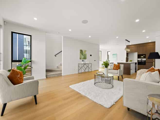 6 Tikati Rise, Long Bay